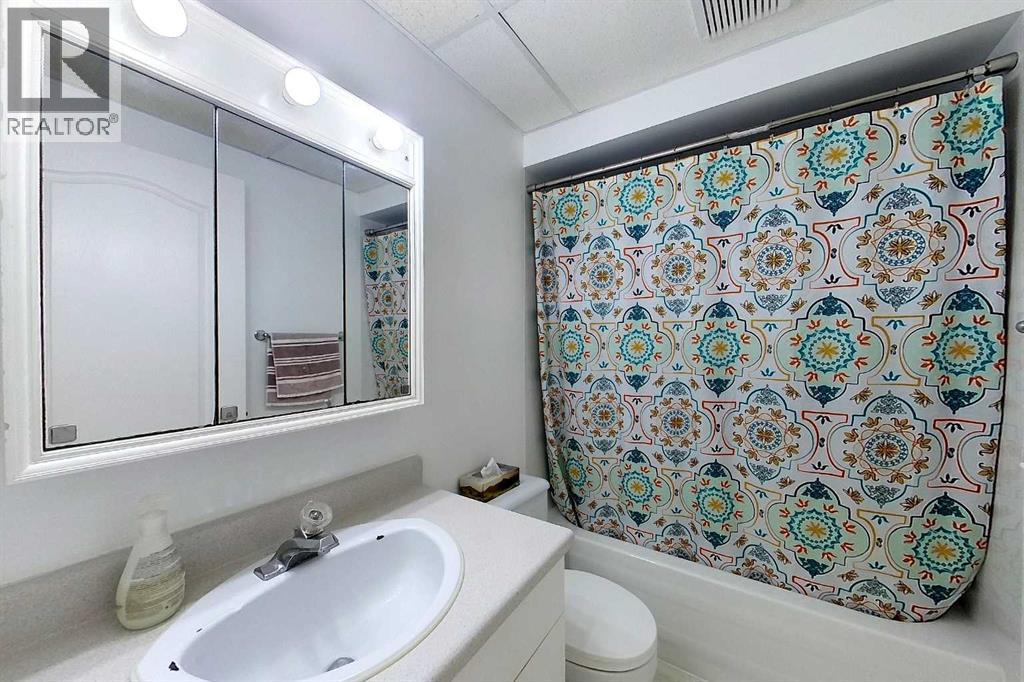 5804 12 AVE - 29