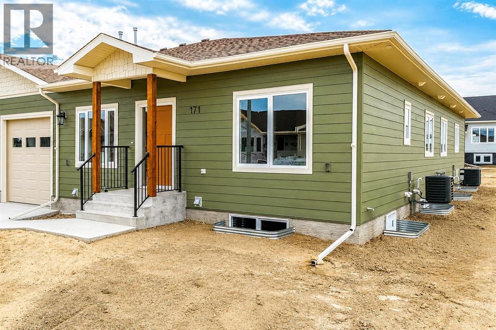 171 Parkview Crescent W - 4