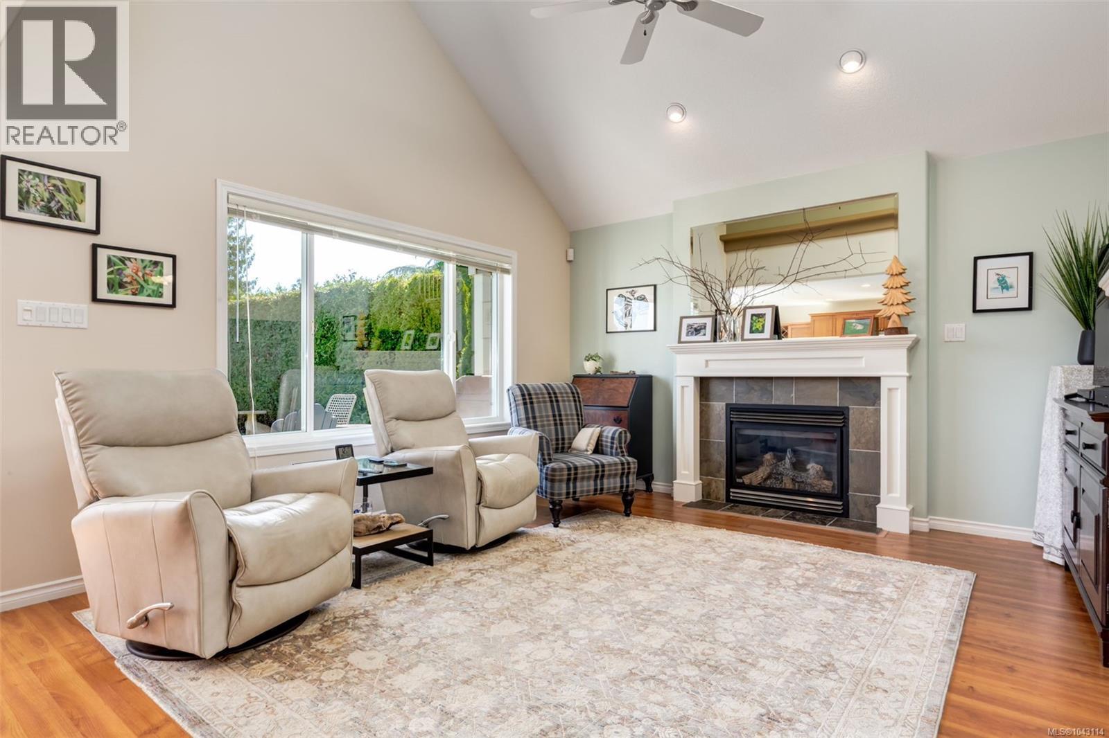 1153 Roberton Blvd - 4
