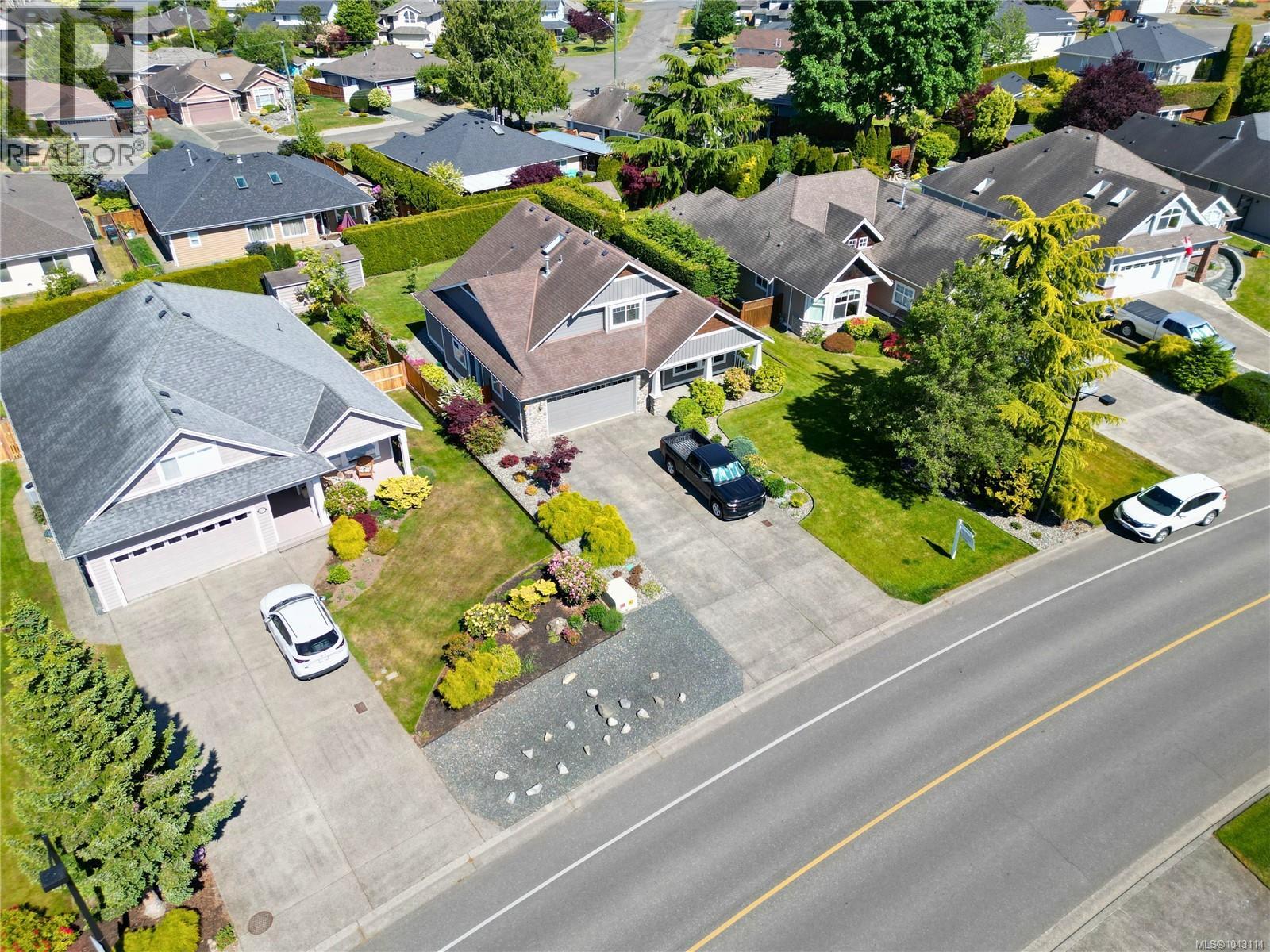 1153 Roberton Blvd - 47