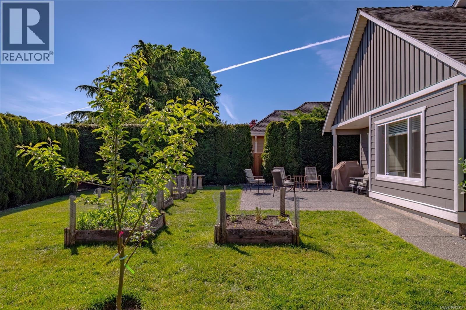 1153 Roberton Blvd - 40