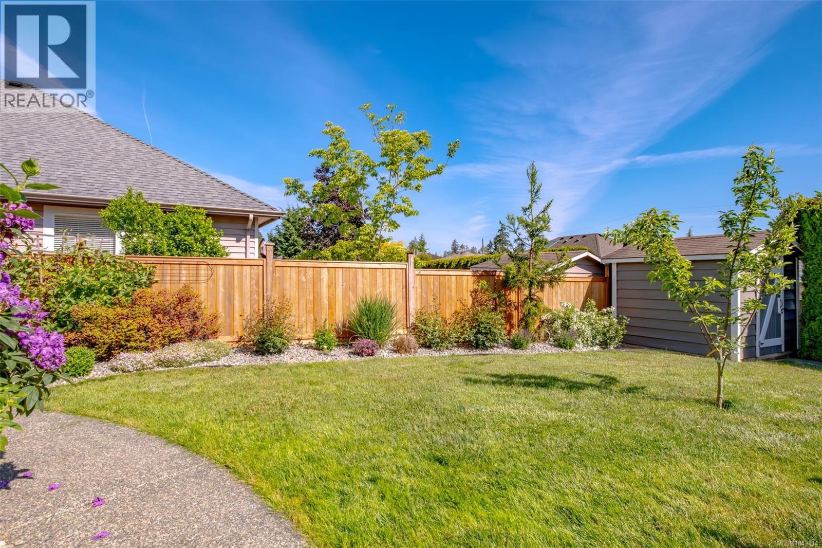 1153 Roberton Blvd - 39