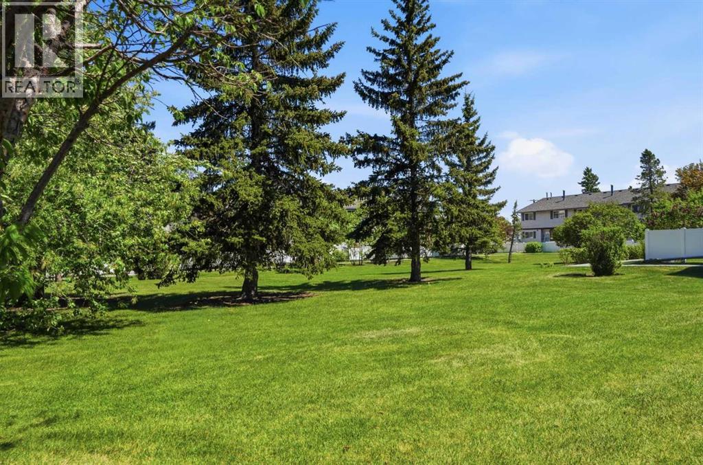 #35 740 Bracewood Drive SW - 36
