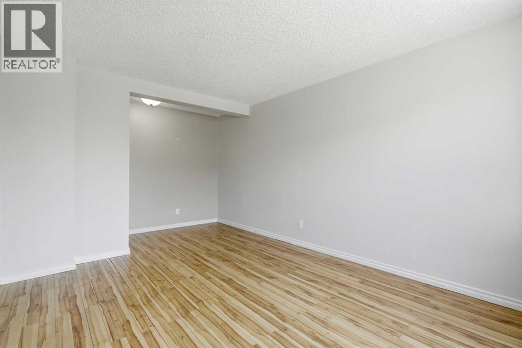 #35 740 Bracewood Drive SW - 12