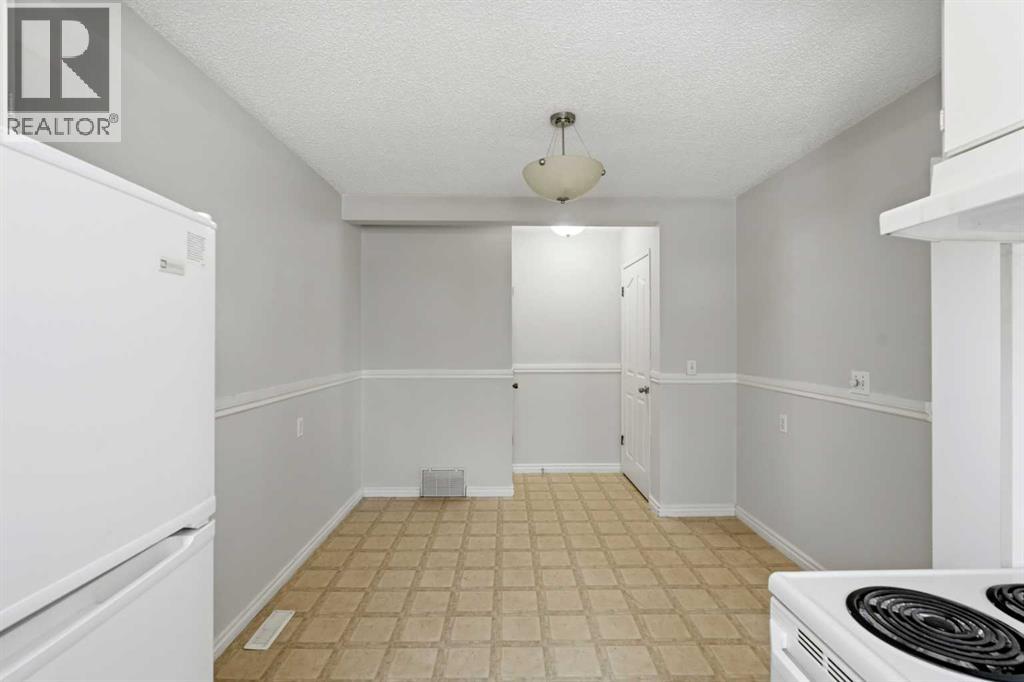 #35 740 Bracewood Drive SW - 19