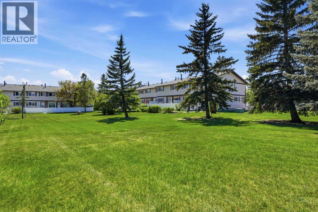 #35 740 Bracewood Drive SW - 37