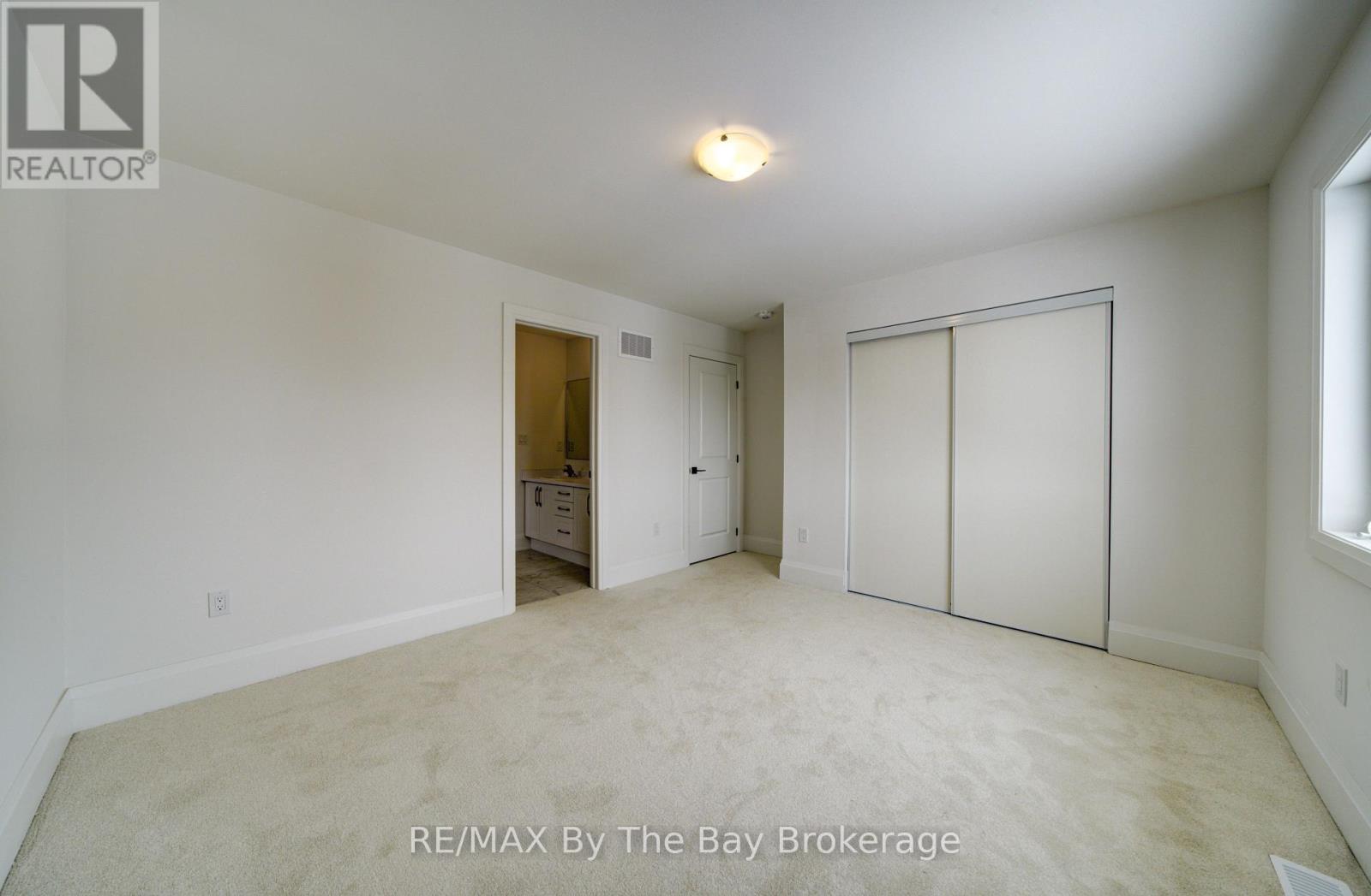 64 AMBER DRIVE - 27