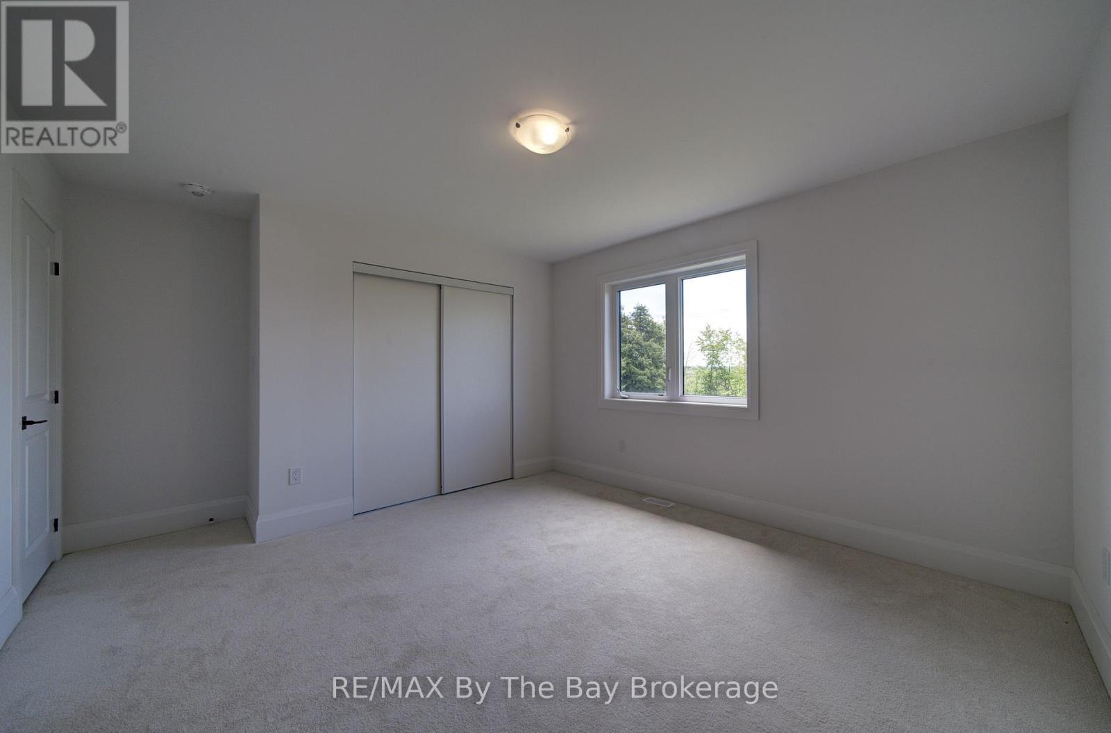 64 AMBER DRIVE - 29