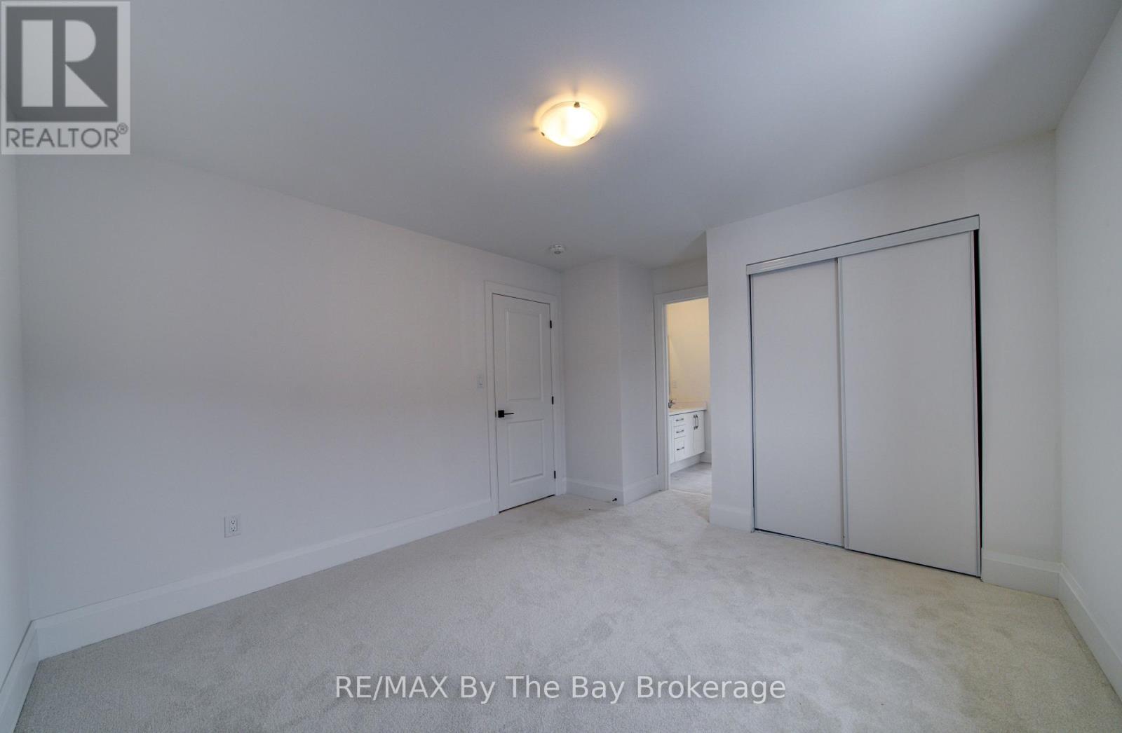 64 AMBER DRIVE - 23