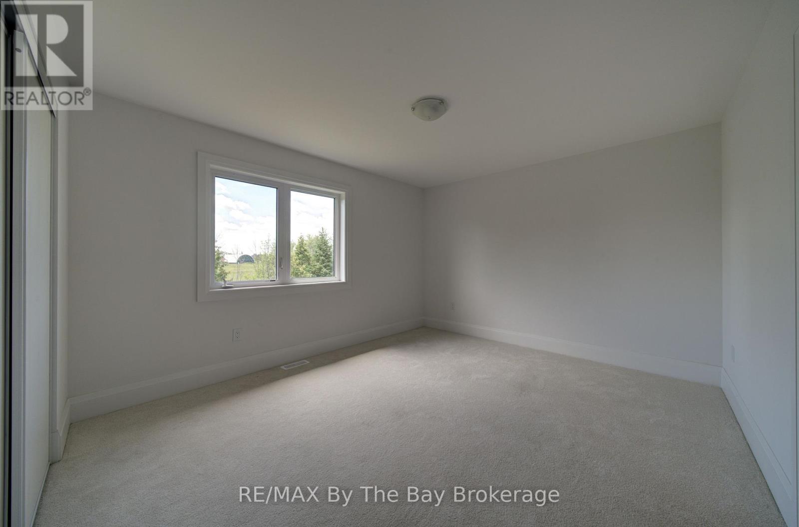 64 AMBER DRIVE - 28