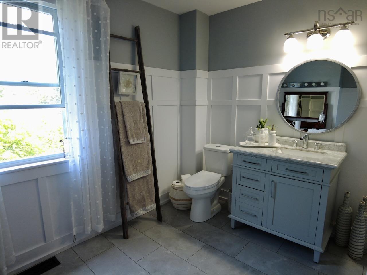 Property 37 of 38 of 29 River Avenue