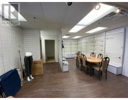 18 - 60 West Wilmot Street, Richmond Hill, ON L4B1M6 Photo 7