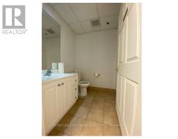 18 - 60 West Wilmot Street, Richmond Hill, ON L4B1M6 Photo 8