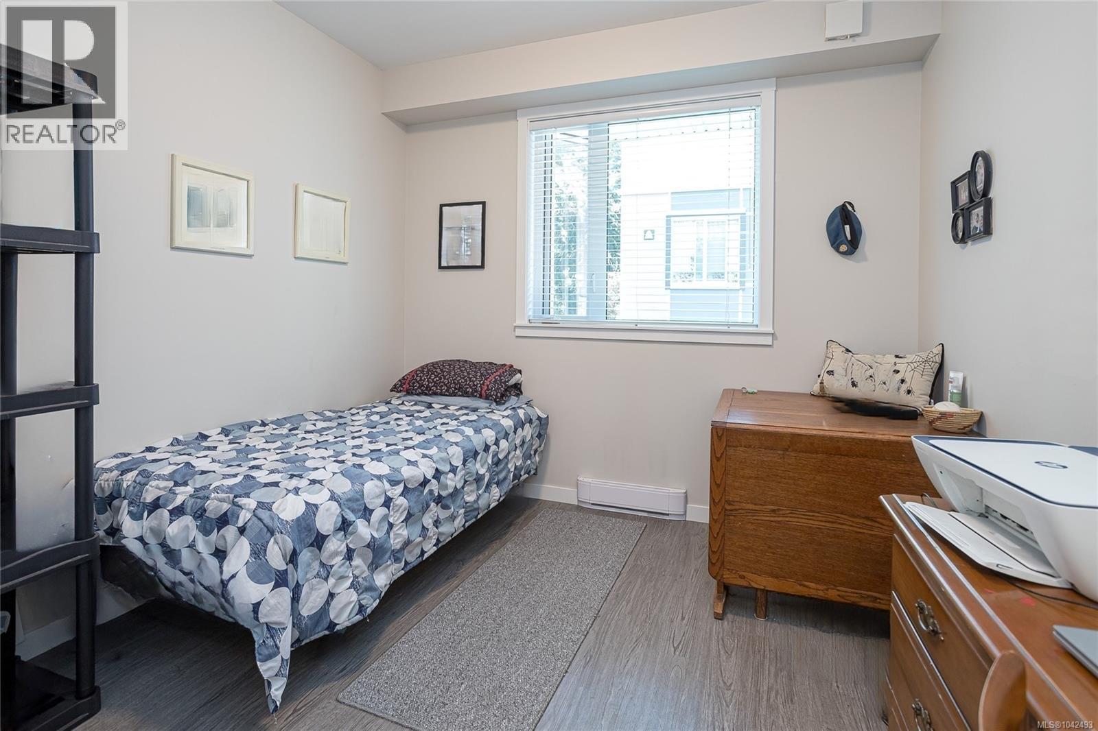 #408 868 Orono Ave - 14
