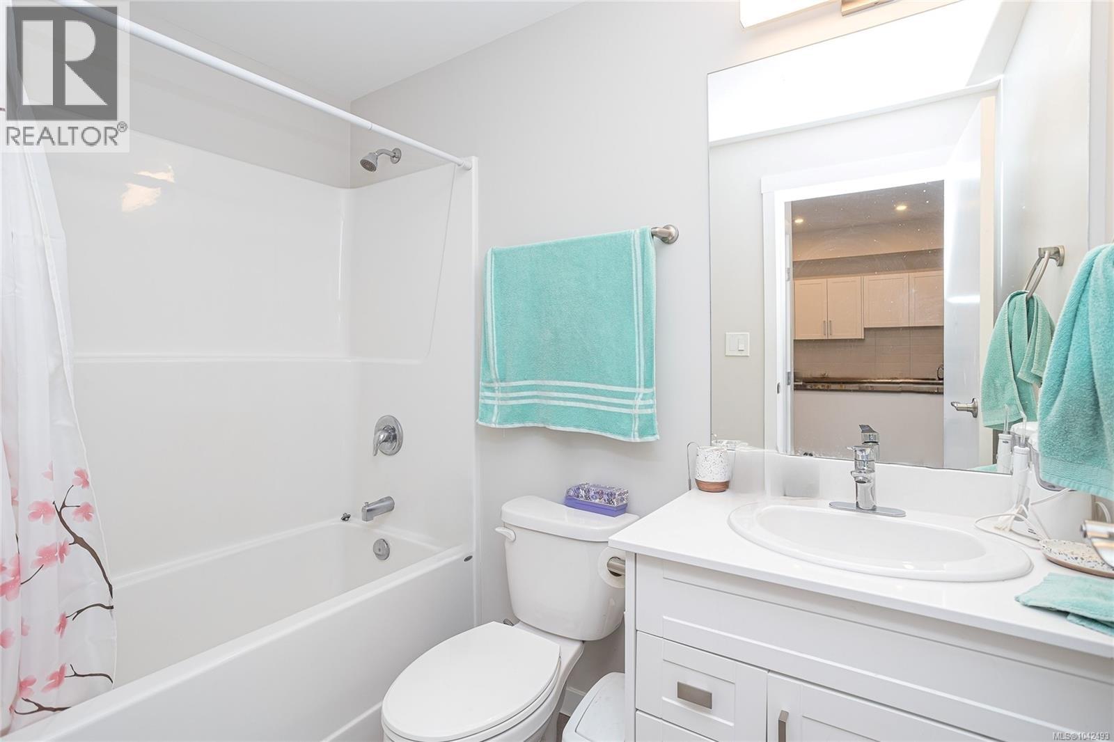 #408 868 Orono Ave - 16