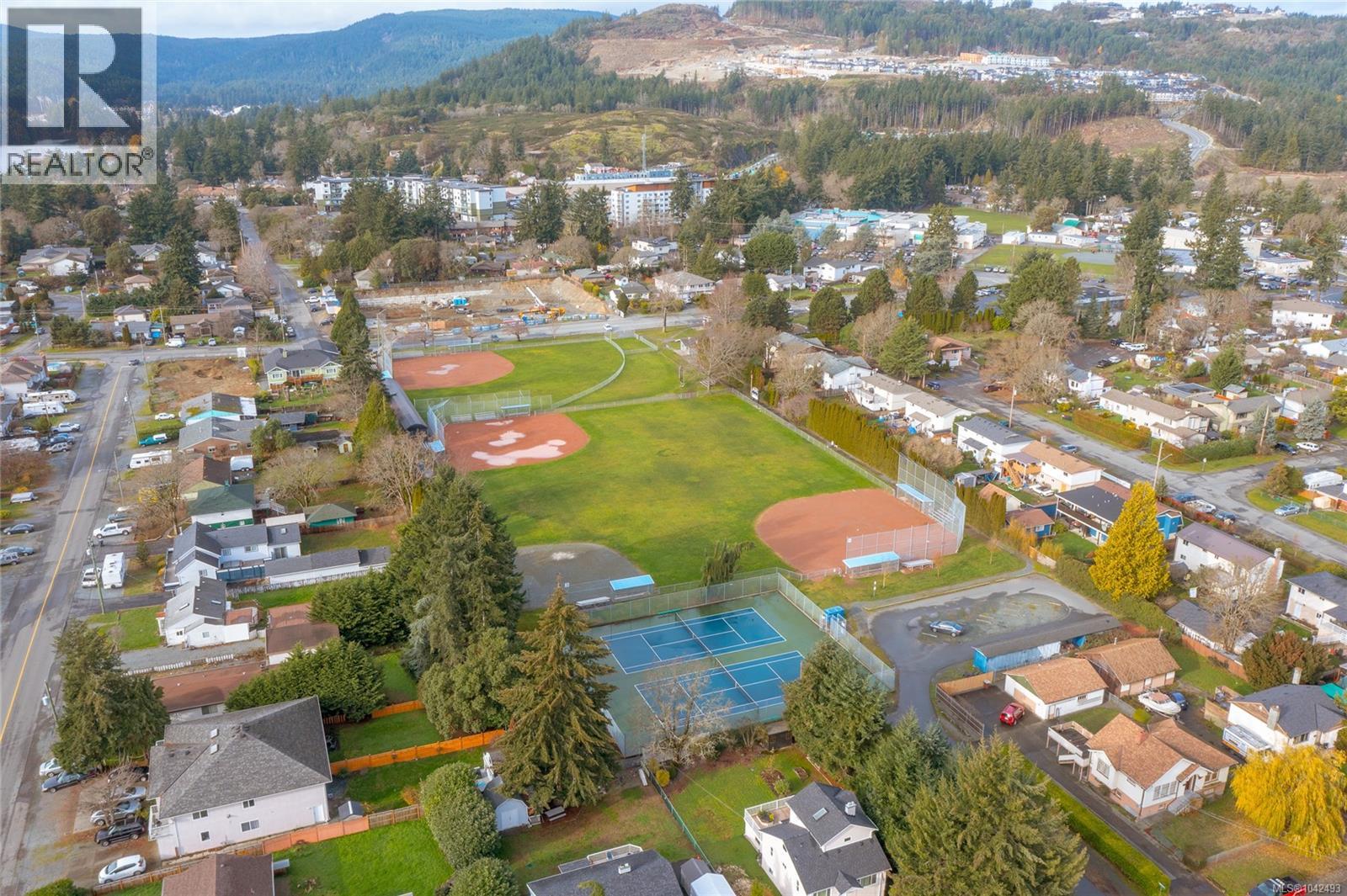 #408 868 Orono Ave - 26