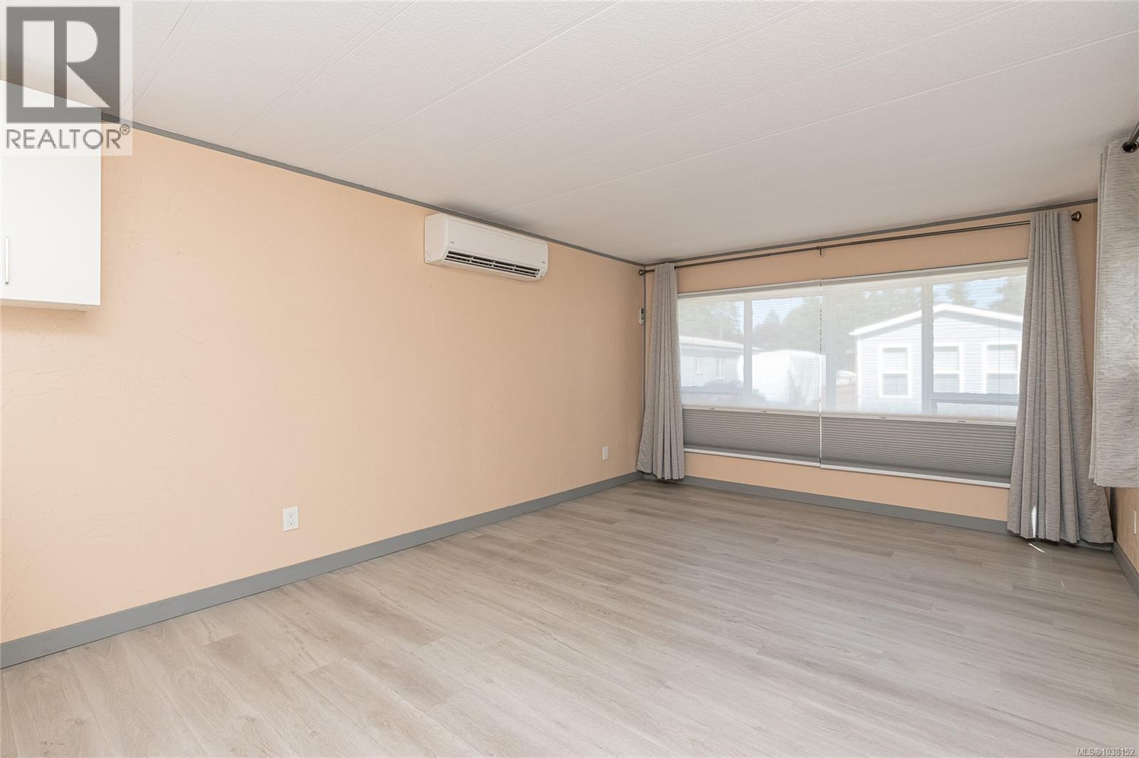 #20 3497 Gibbins Rd - 6