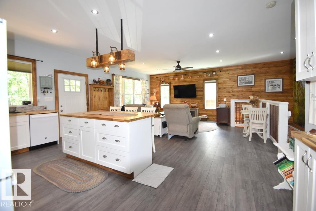 309 Debbie Dr (Skeleton Lake) - 38