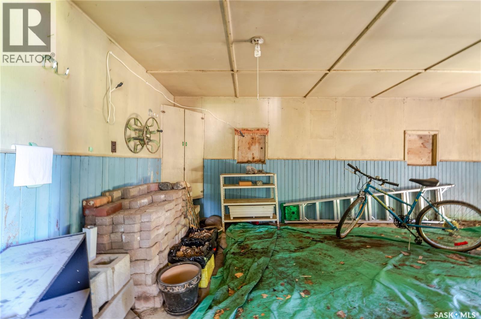 39 Coteau STREET - 42