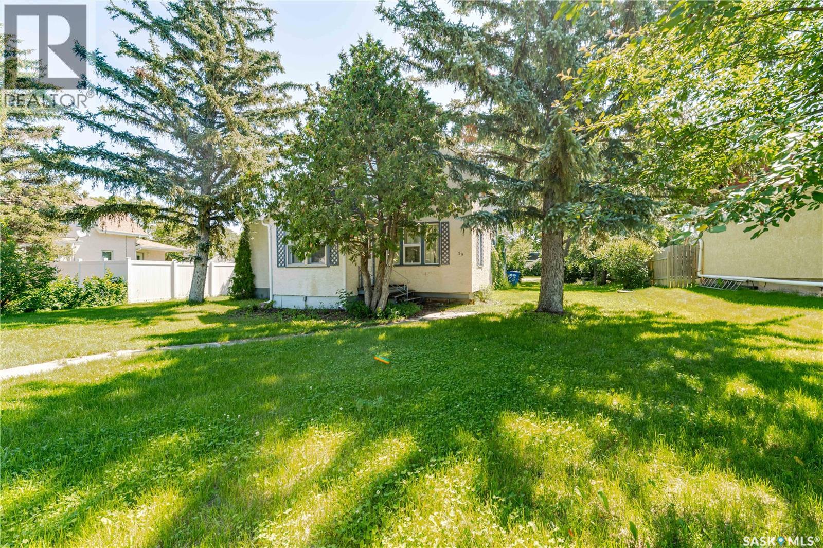 39 Coteau STREET - 44