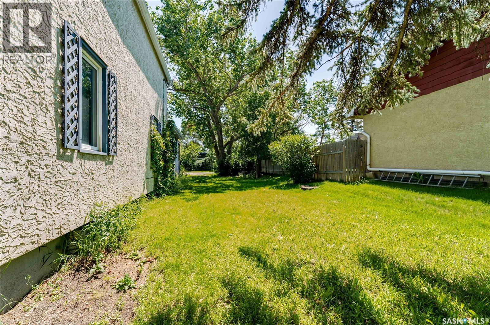 39 Coteau STREET - 45