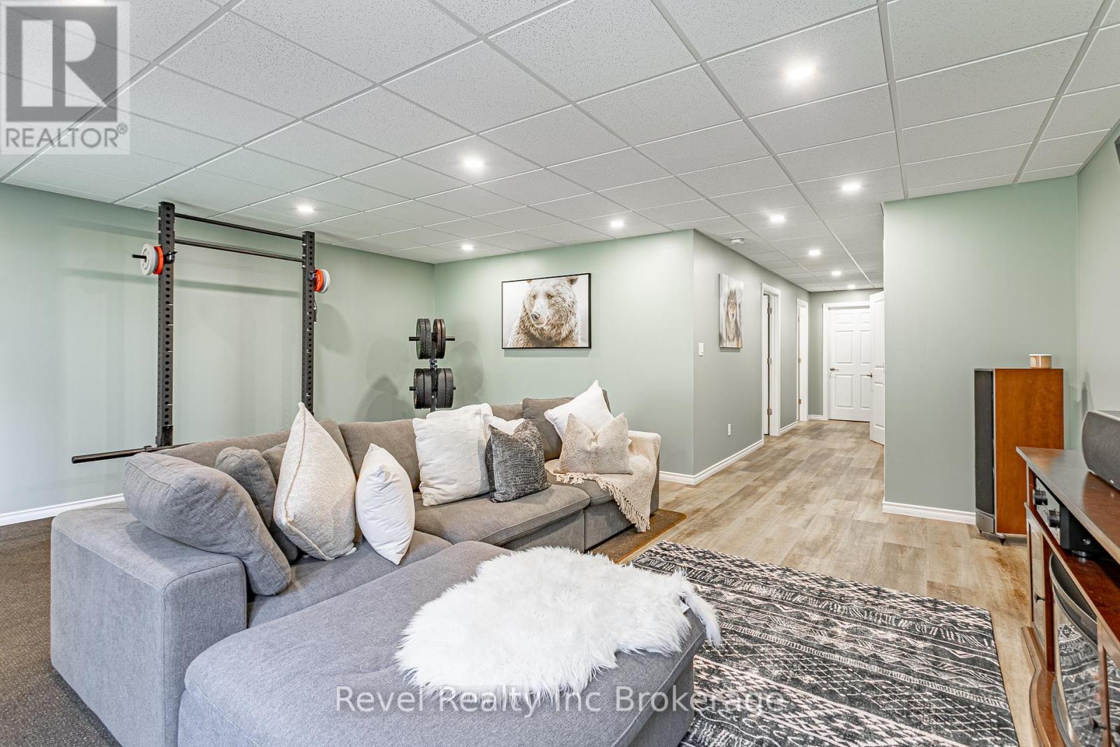 538 LAMPMAN PLACE - 20