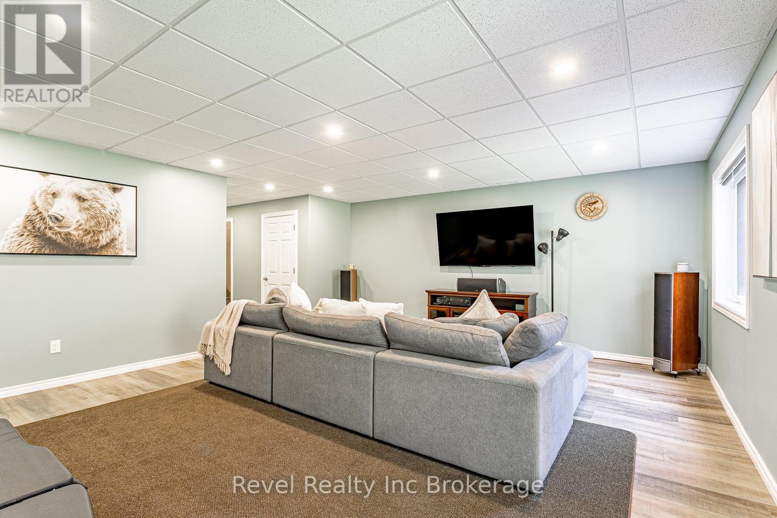 538 LAMPMAN PLACE - 21