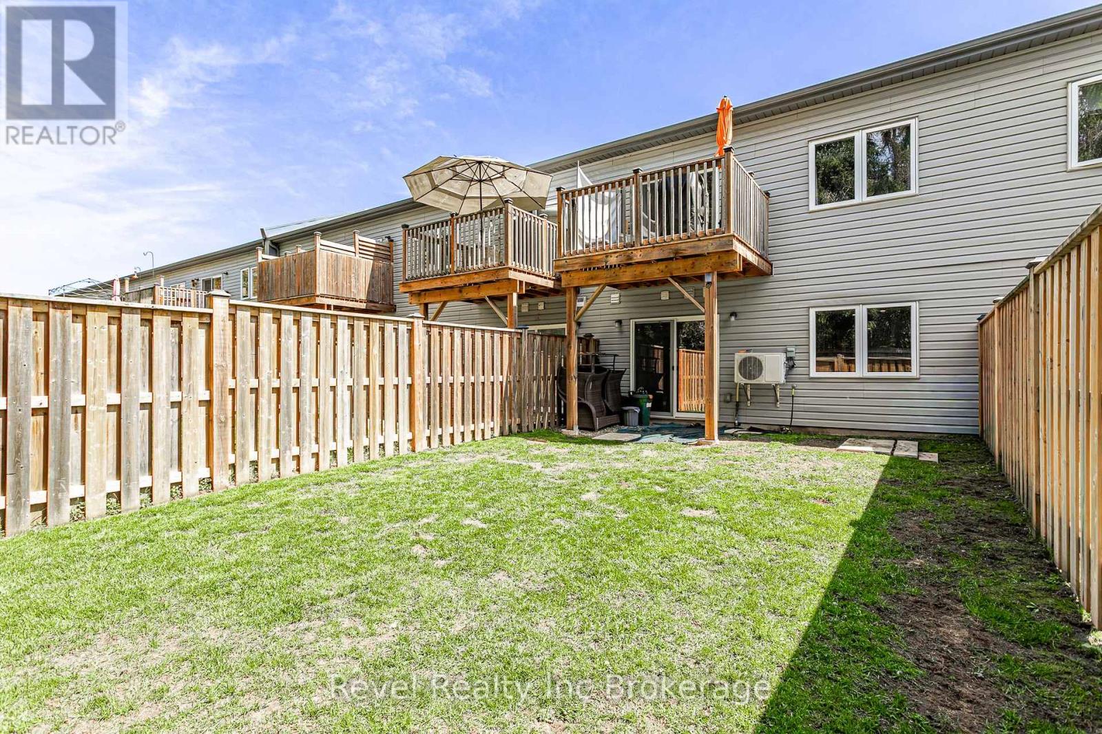 538 LAMPMAN PLACE - 29