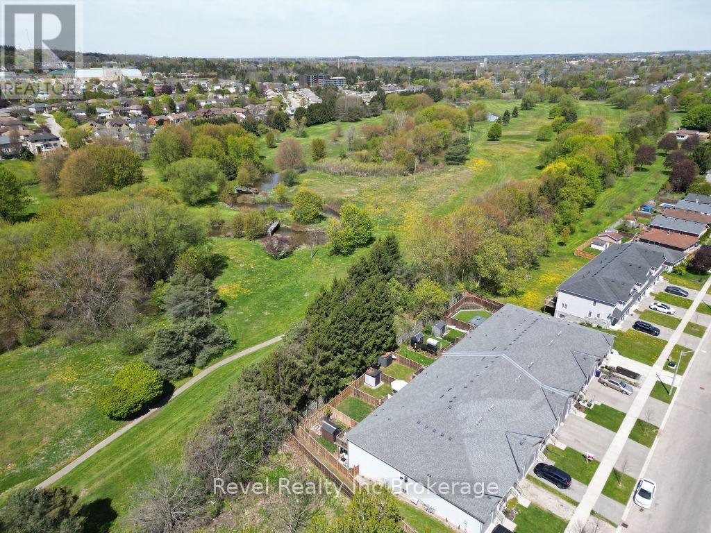 538 LAMPMAN PLACE - 33