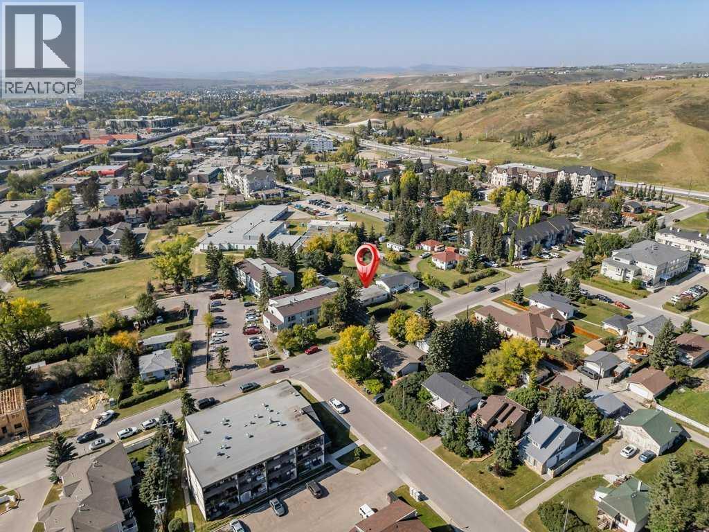 217 Ross Avenue - 37