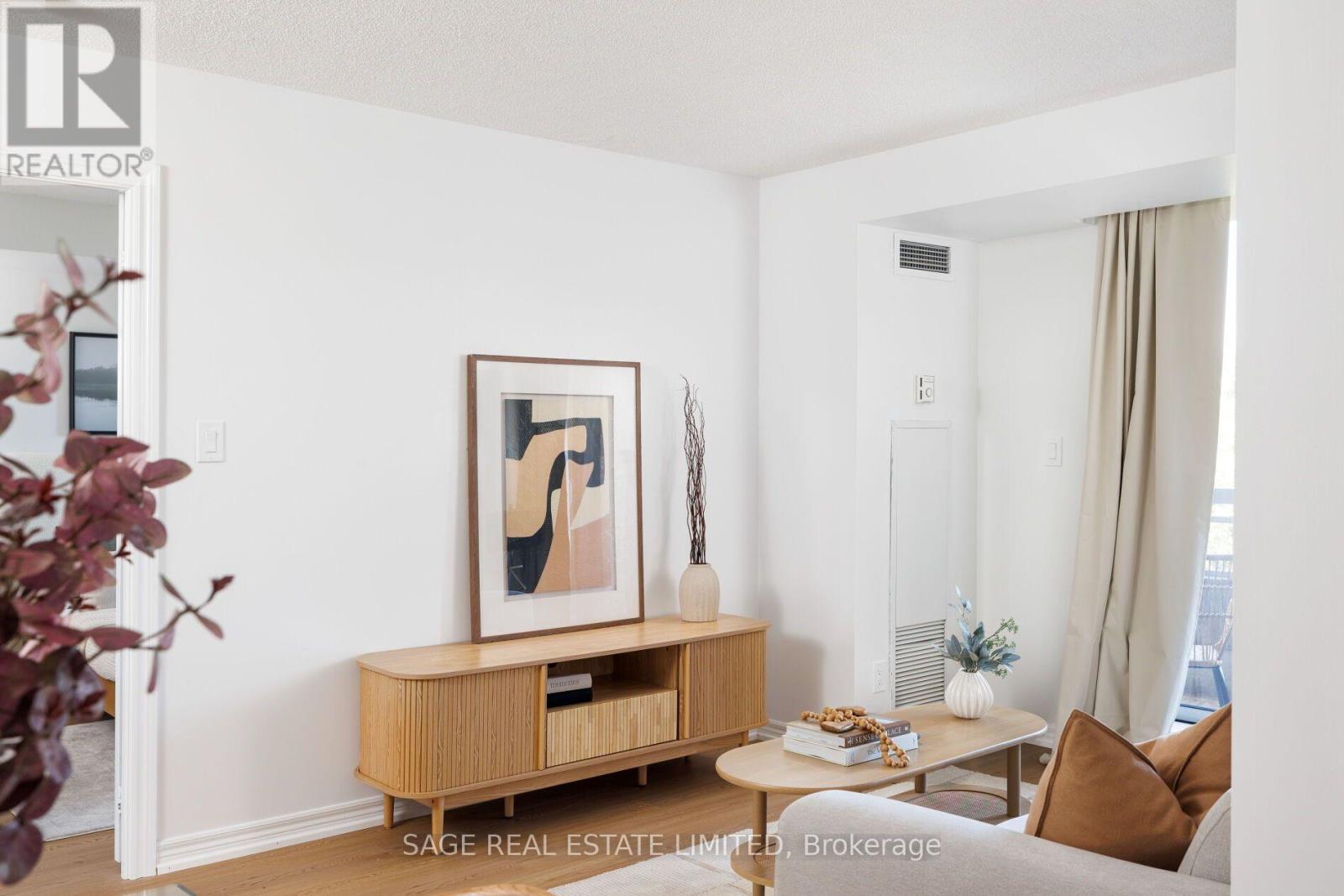 #205 1700 EGLINTON AVENUE E - 13
