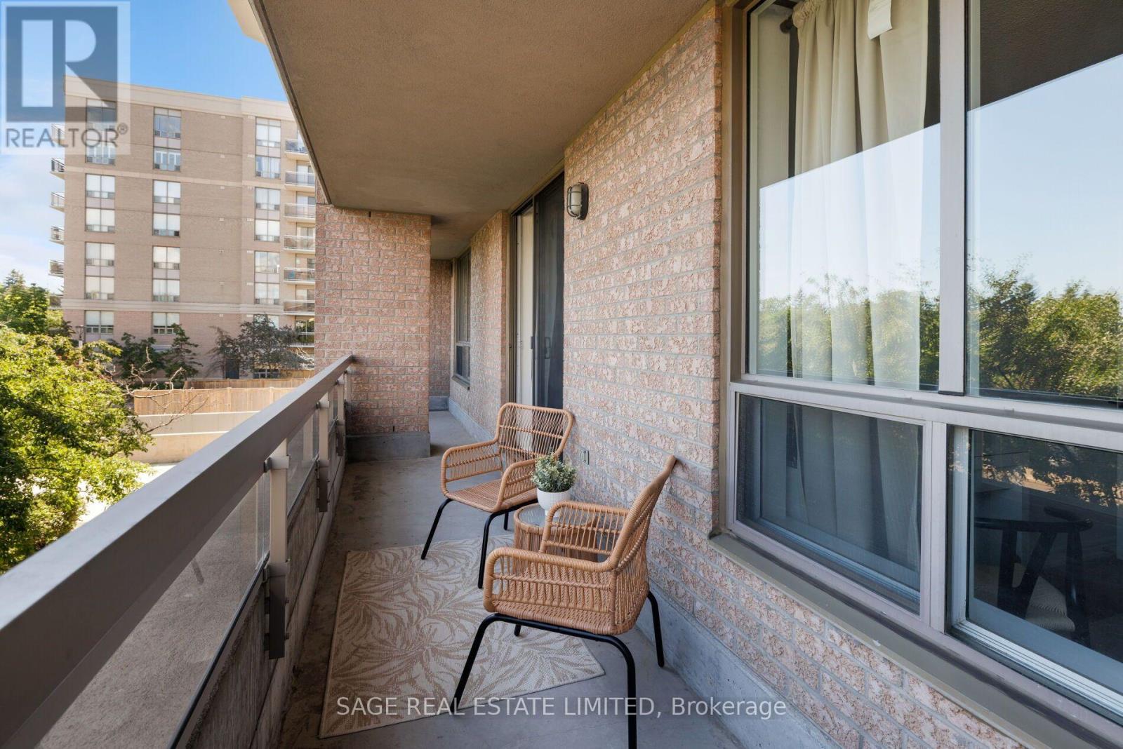 #205 1700 EGLINTON AVENUE E - 16