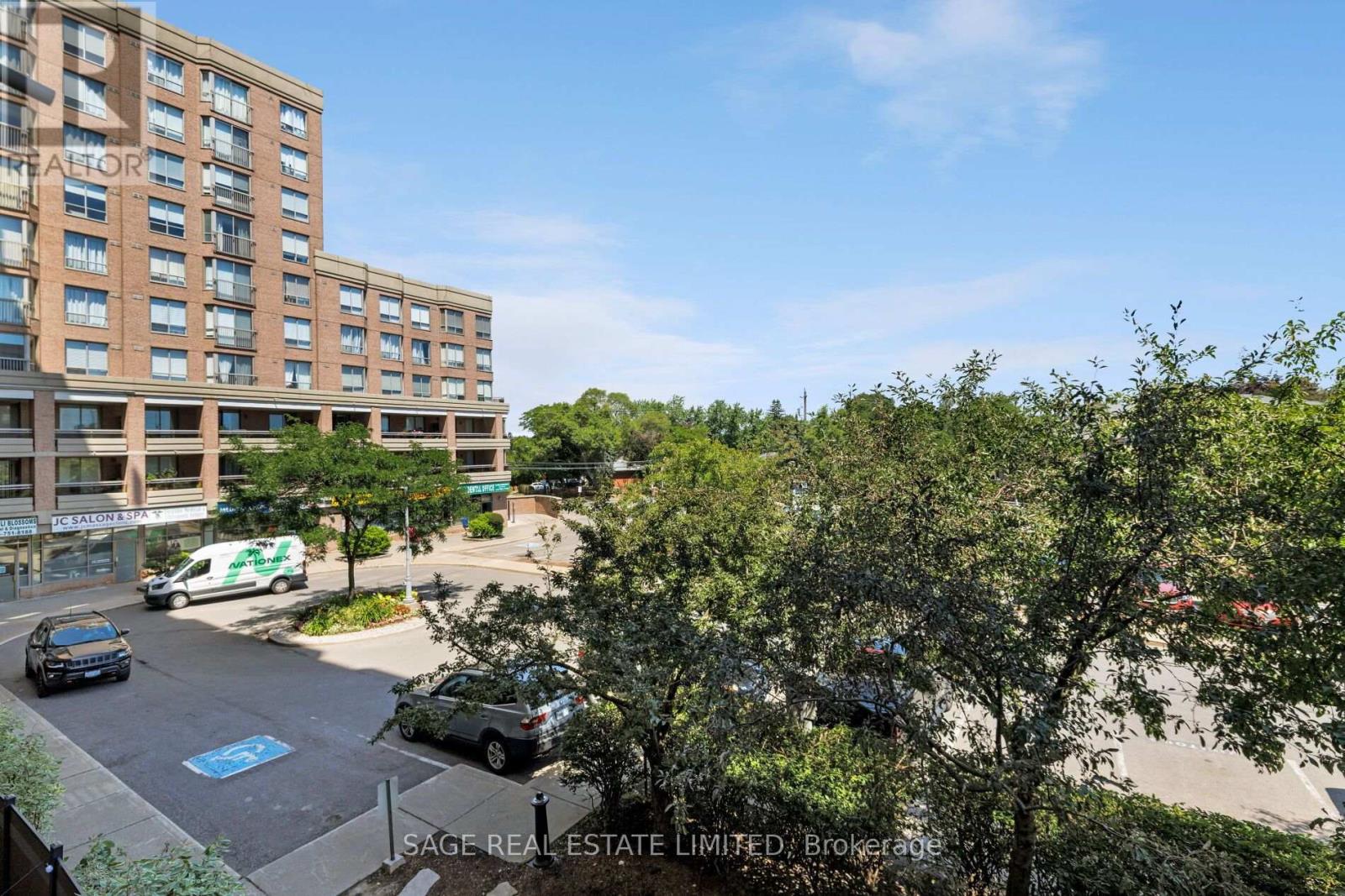 #205 1700 EGLINTON AVENUE E - 18