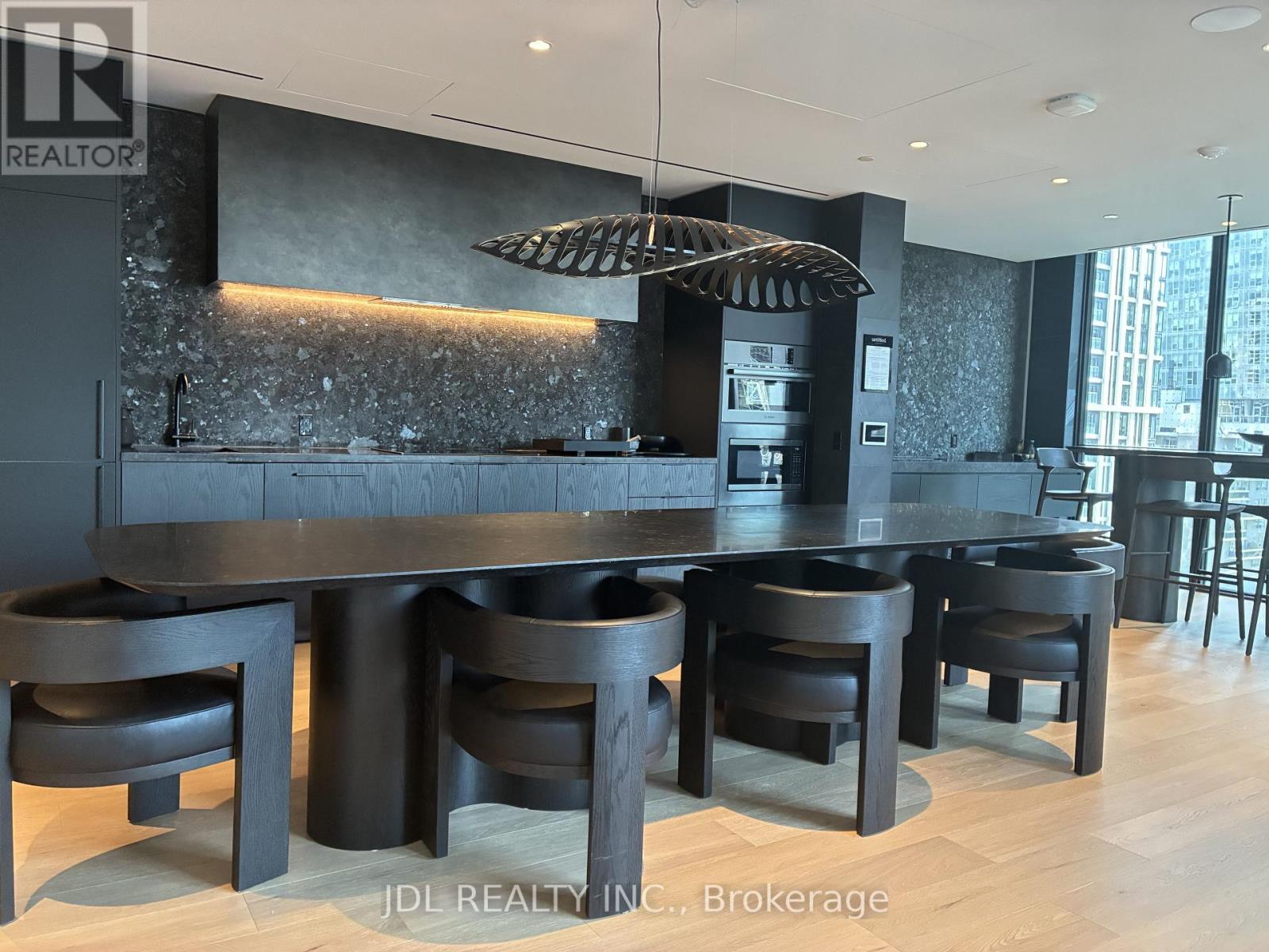 Amenity - Private Dining for Residents Reservation