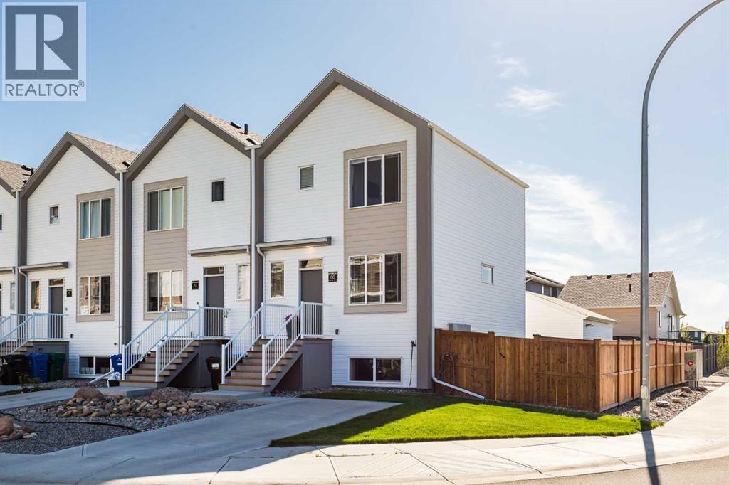 80 Blackwolf Lane N - 1