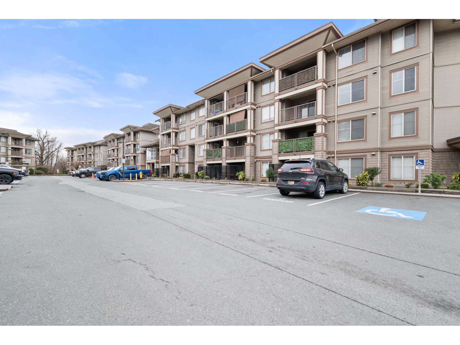 209 45567 YALE ROAD, Chilliwack Proper South, Chilliwack