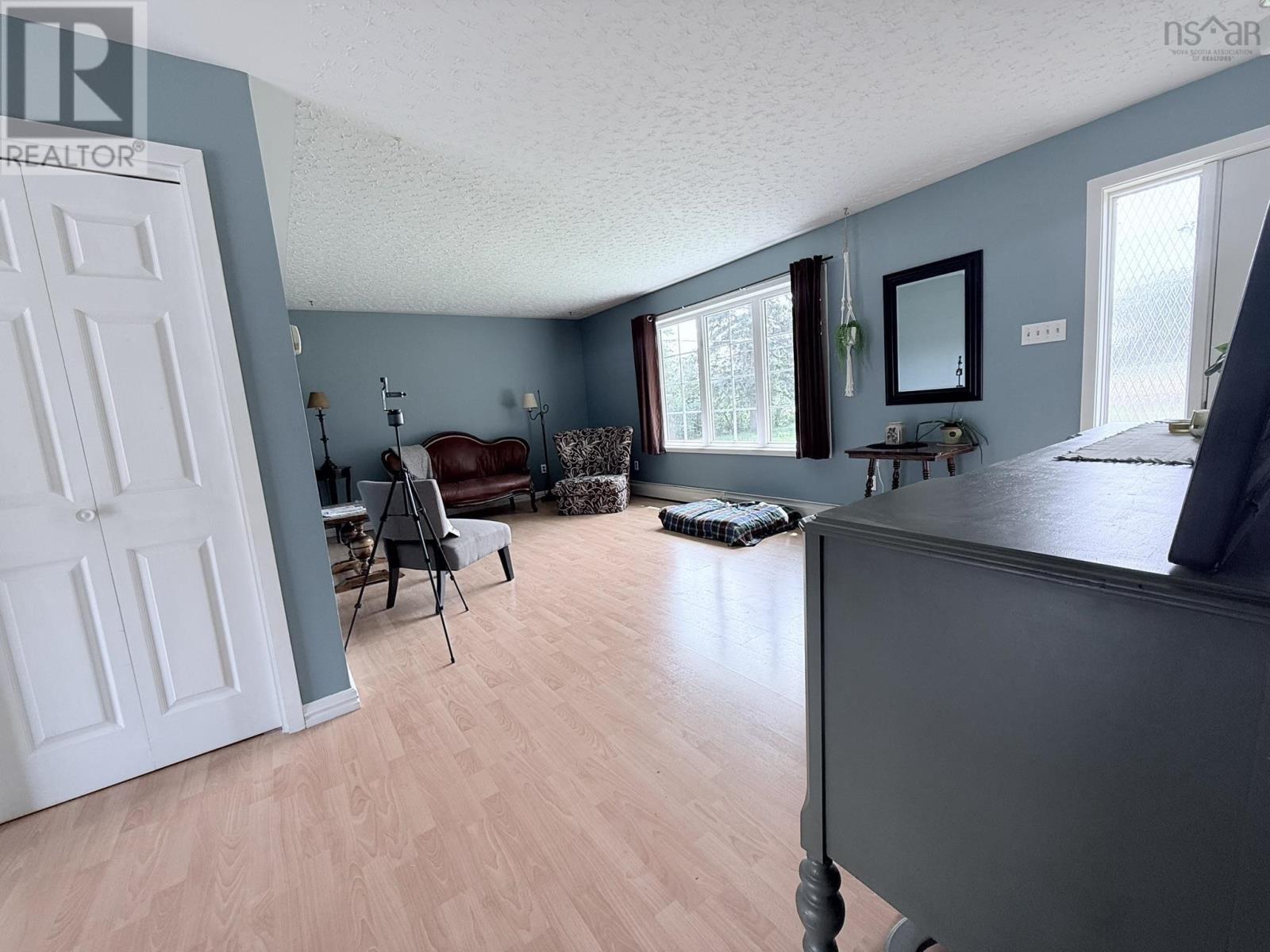 Property 8 of 41 of 2842 HIGHWAY 311