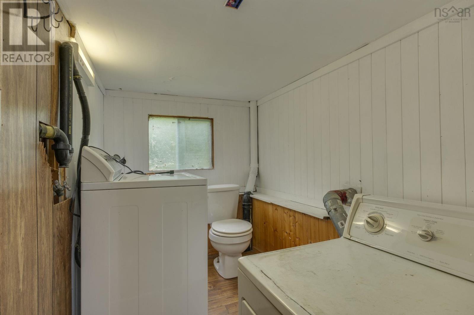176 Miller Lake Road - 16