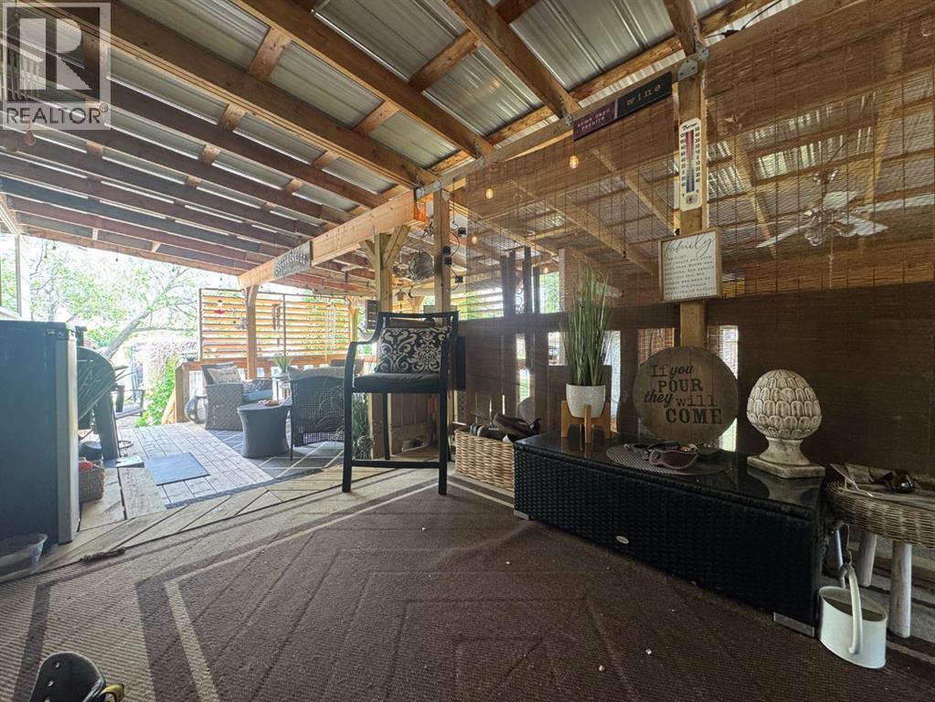 Listing photo – 5001 45 Street, Sedgewick