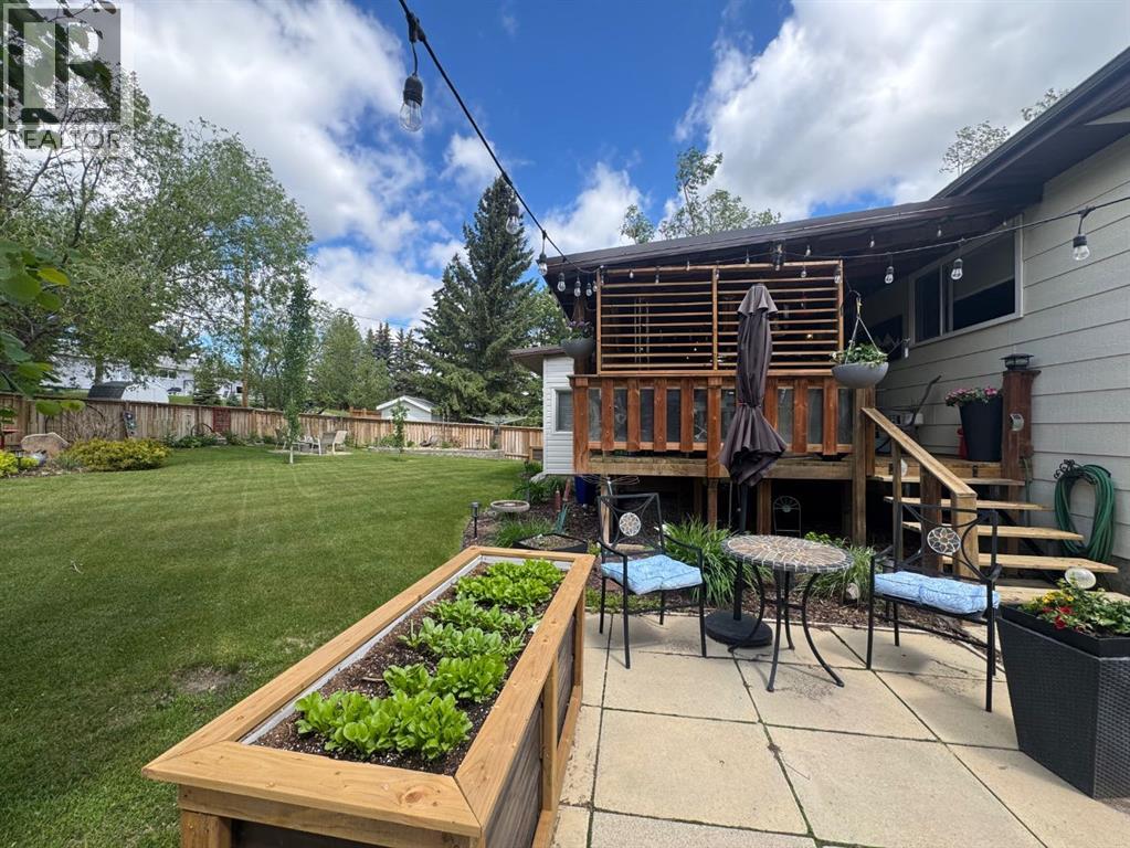 Listing photo – 5001 45 Street, Sedgewick