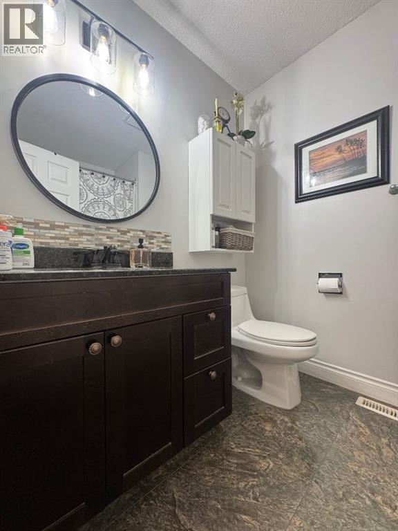 Listing photo – 5001 45 Street, Sedgewick