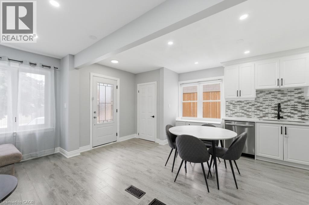 44 JEFFERSON Avenue - 34