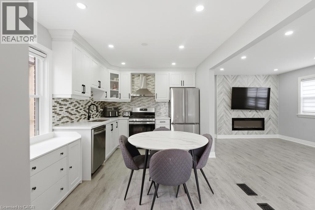 44 JEFFERSON Avenue - 32