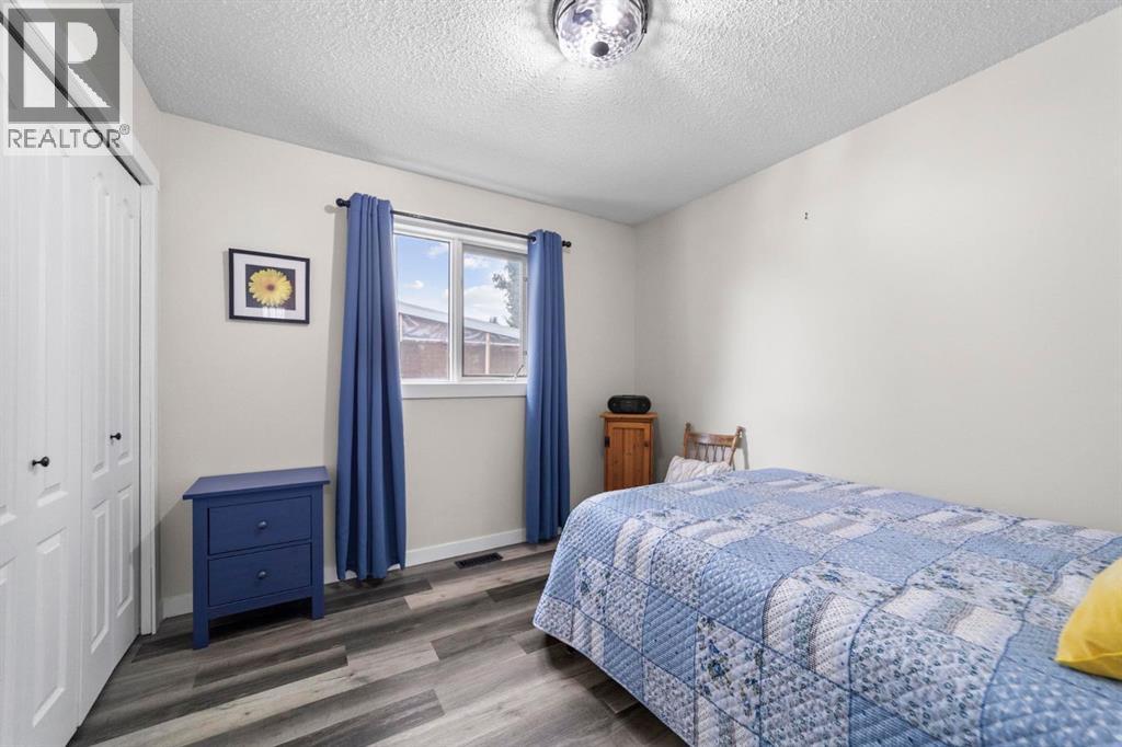 5412 60 Street - 14