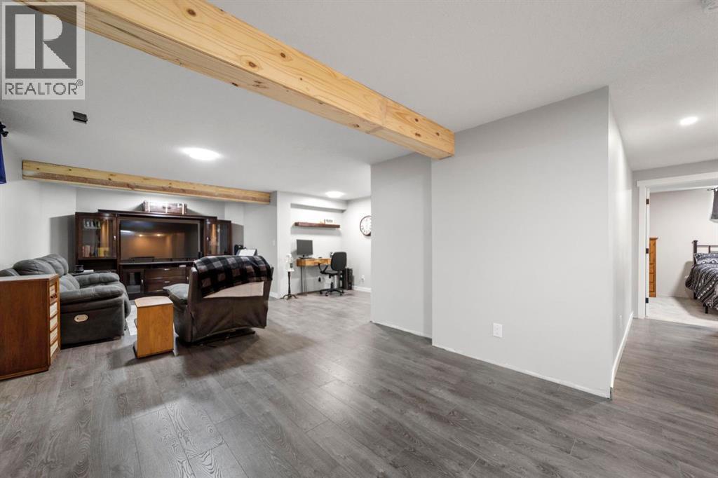 5412 60 Street - 23