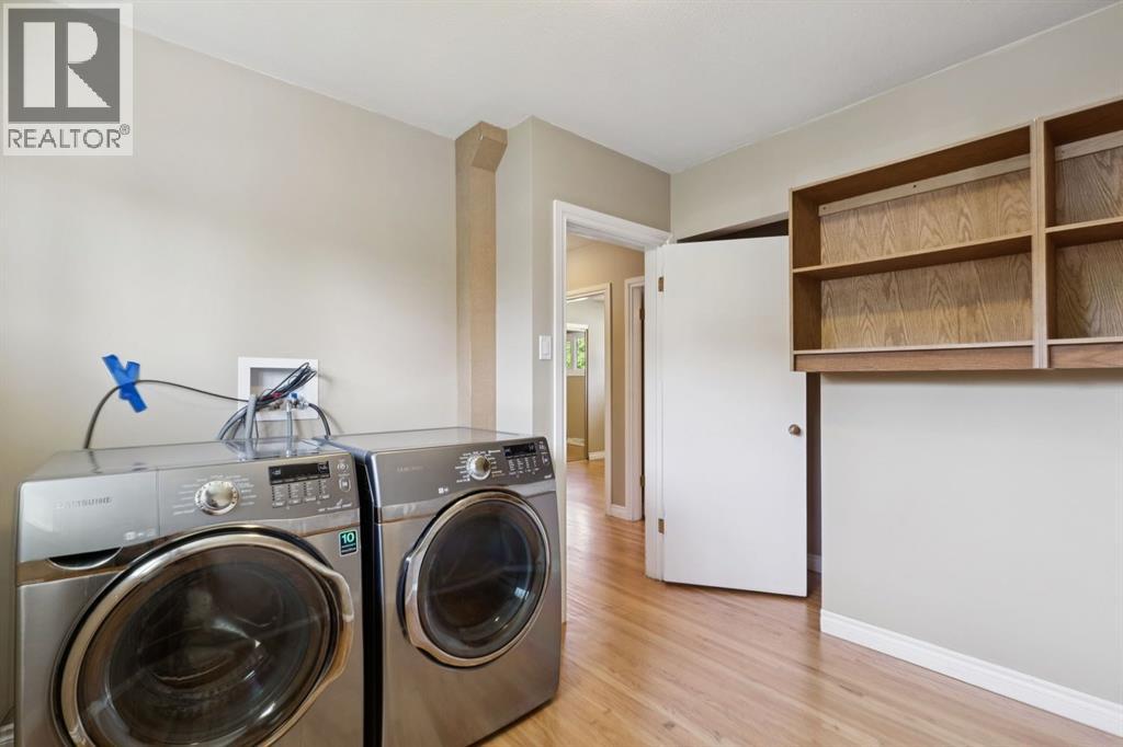 8028 5 Street SW - 14