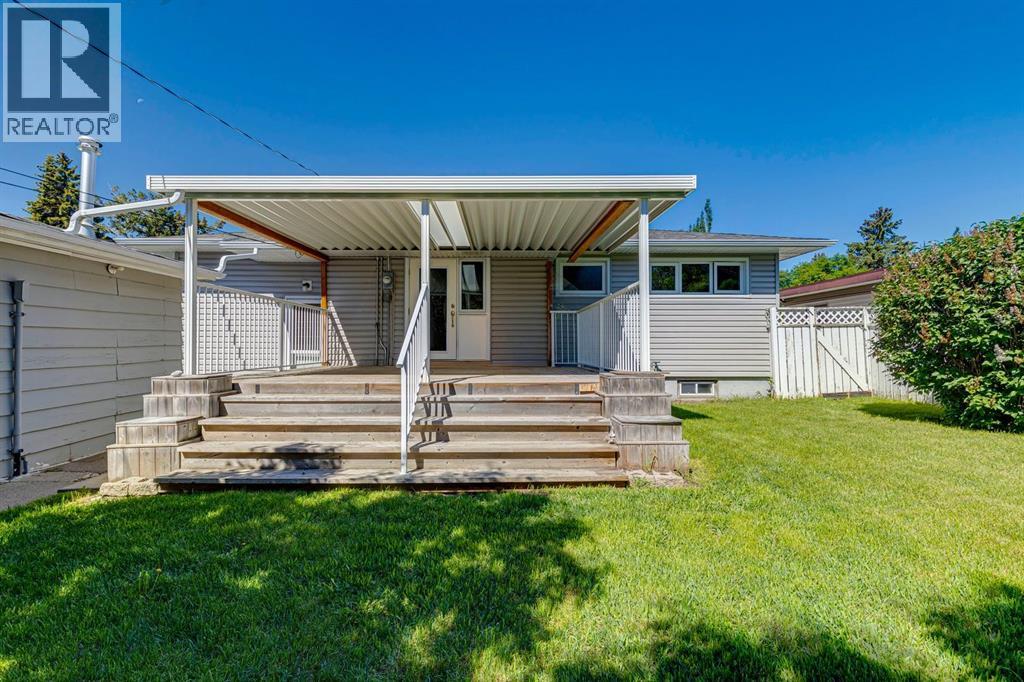 8028 5 Street SW - 23
