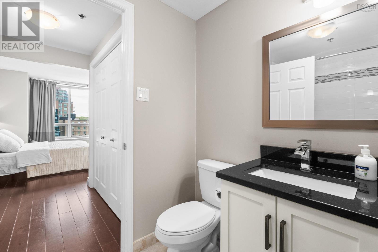 #1103 1465 Brenton Street - 11