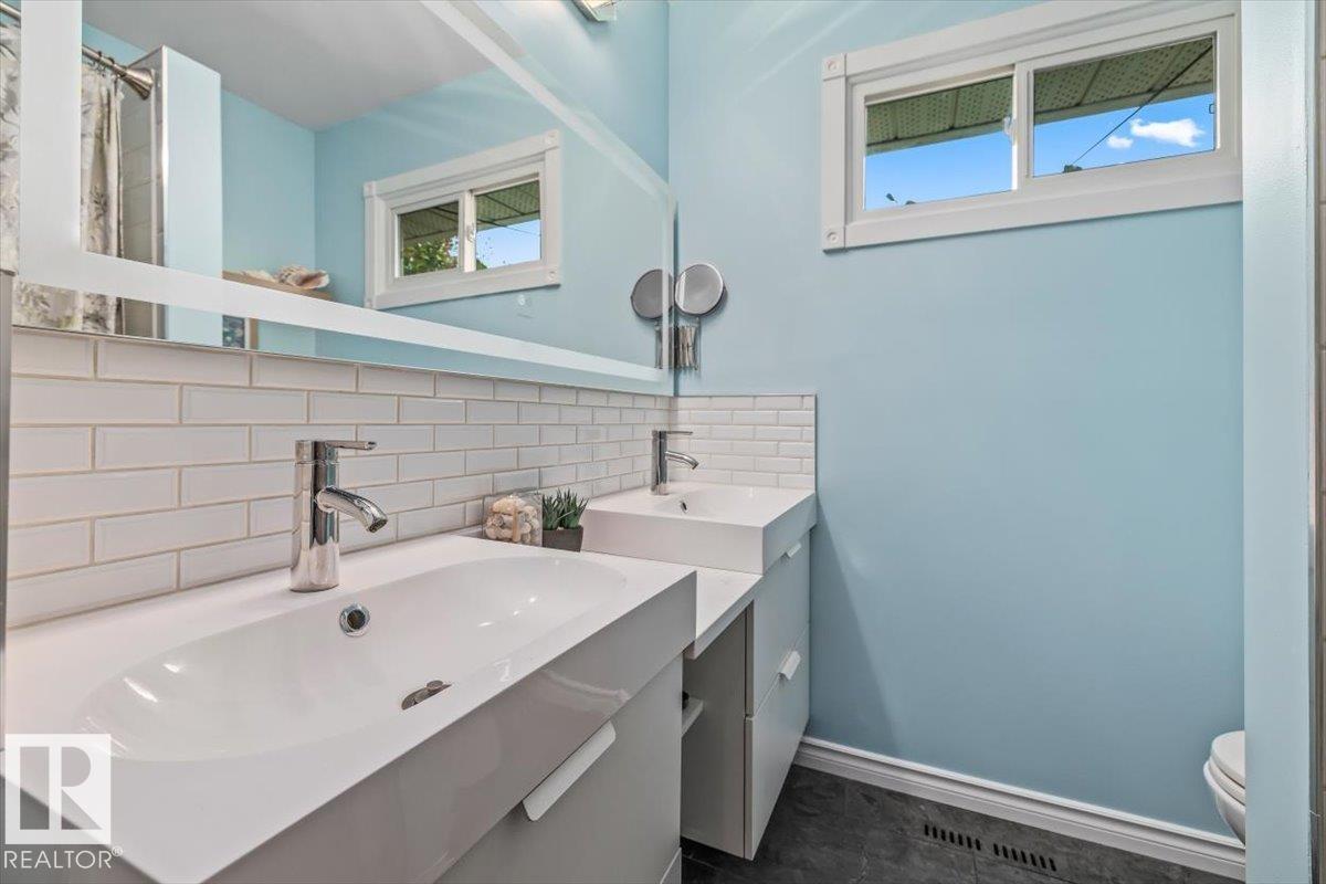 5507 102A AV NW - 17