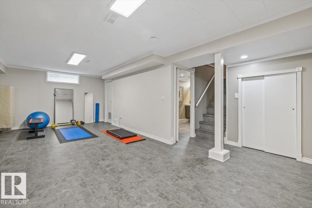 5507 102A AV NW - 20